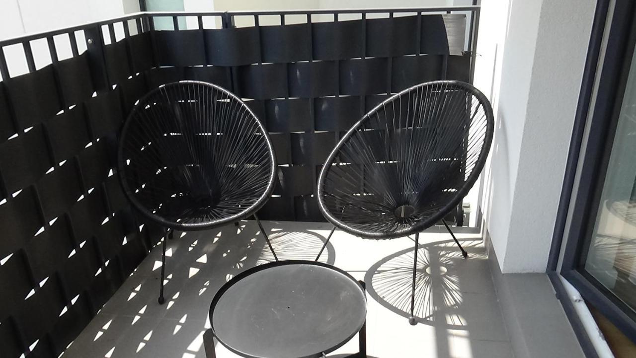 Esperion 7 Days Apartment Варшава Екстериор снимка