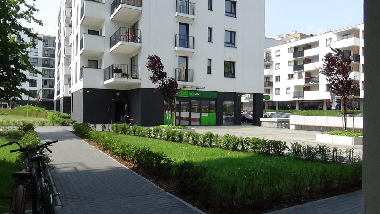 Esperion 7 Days Apartment Варшава Екстериор снимка
