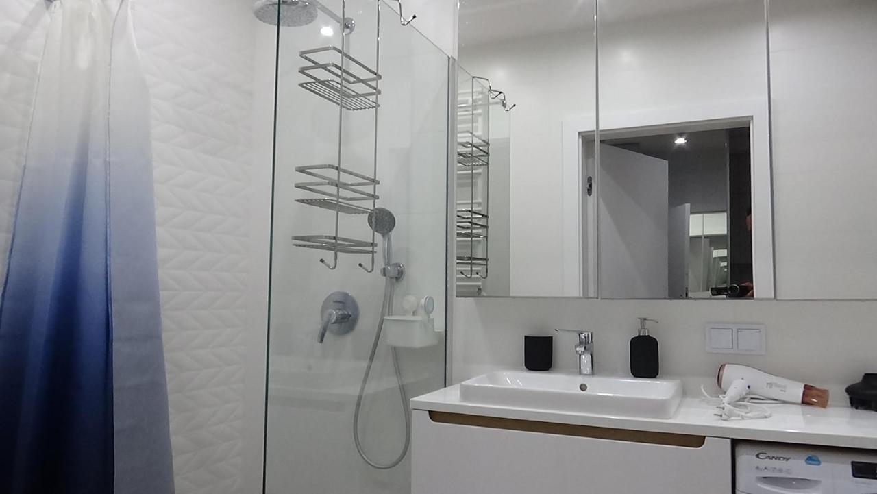 Esperion 7 Days Apartment Варшава Екстериор снимка