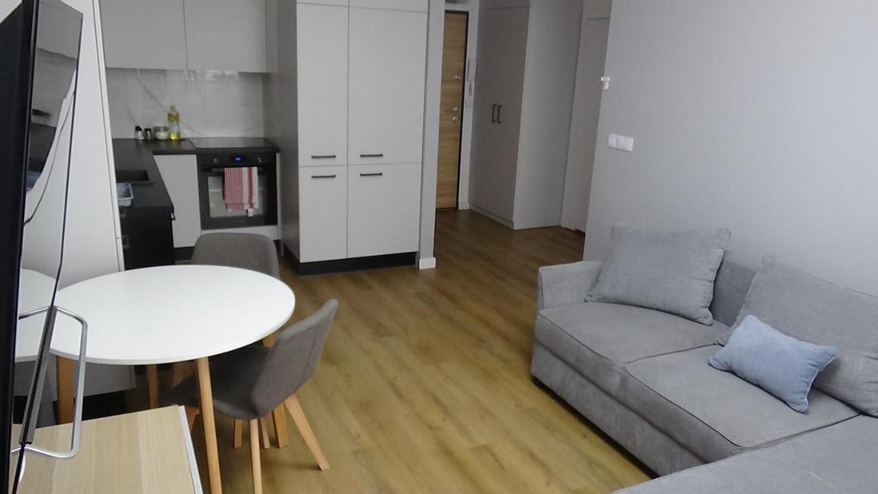 Esperion 7 Days Apartment Варшава Екстериор снимка